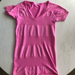 Lululemon Swiftly Tech Short Sleeve Crew